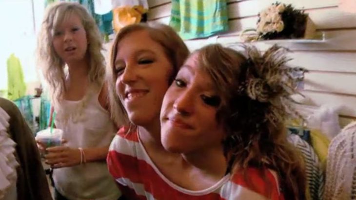 conjoined twins abby and brittany hensel married