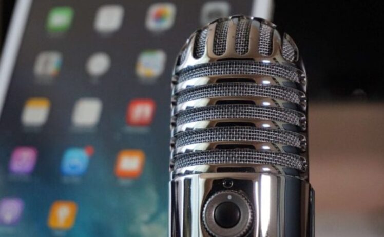 How To Add An External Microphone For Cell Phone